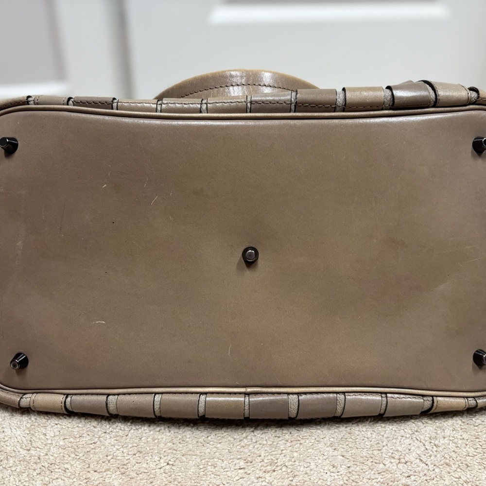 Burberry Cartridge Pleat Tote bag - Picture 5 of 10